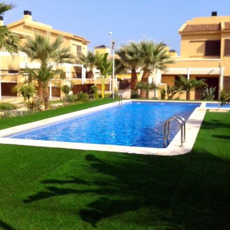 2 Bedroom Townhouse Lomas De Cabo Roig オリウエラ エクステリア 写真