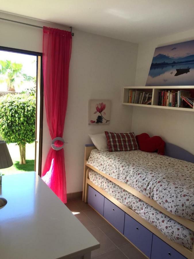 2 Bedroom Townhouse Lomas De Cabo Roig オリウエラ エクステリア 写真